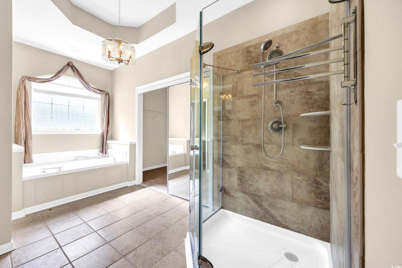 414 Carriage Lake Dr. Photo 24