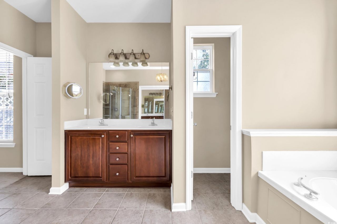 414 Carriage Lake Dr. Photo 25