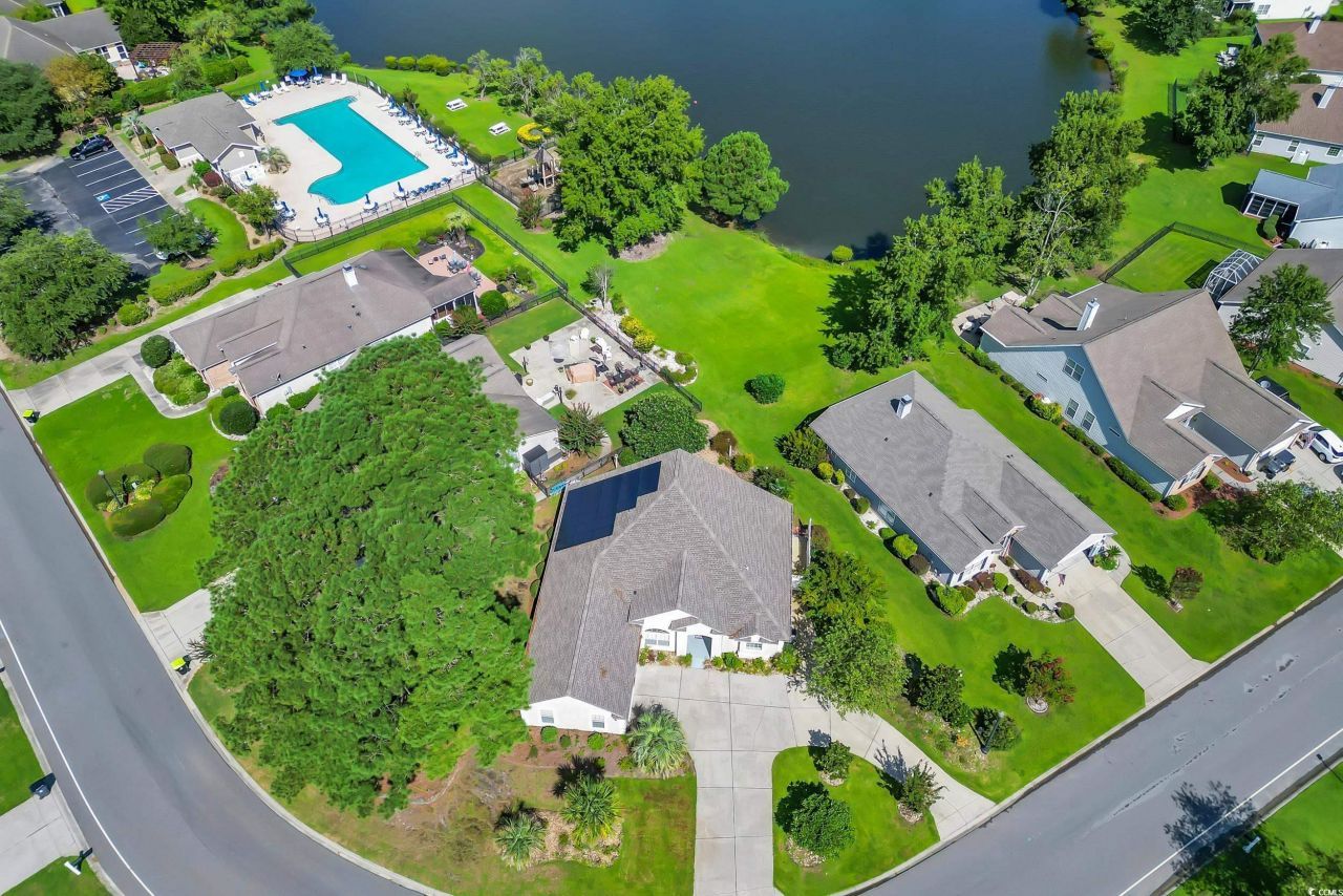 414 Carriage Lake Dr. Photo 34