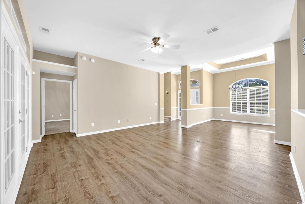 414 Carriage Lake Dr. Photo 8