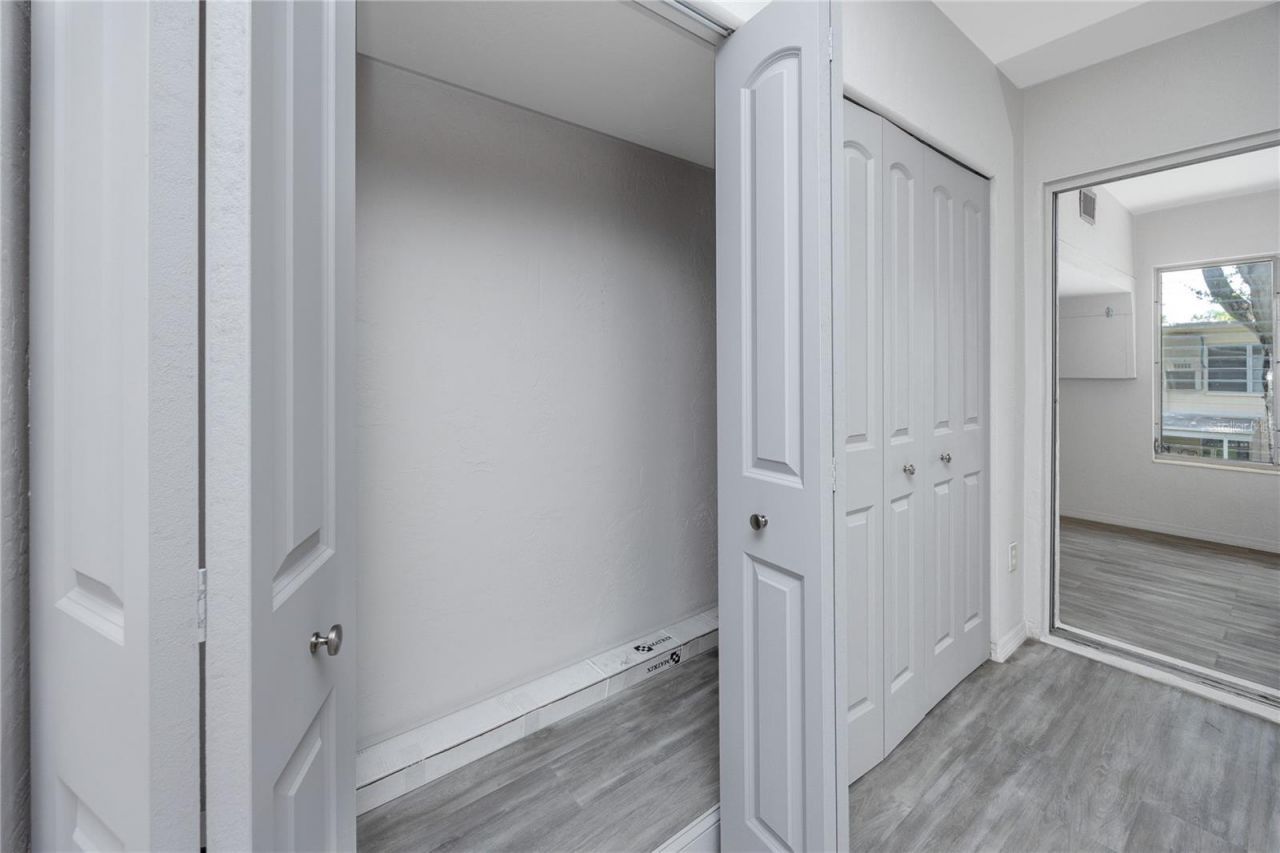 4152 55th Way N, Unit 1028, Kenneth City, FL 33709 Photo