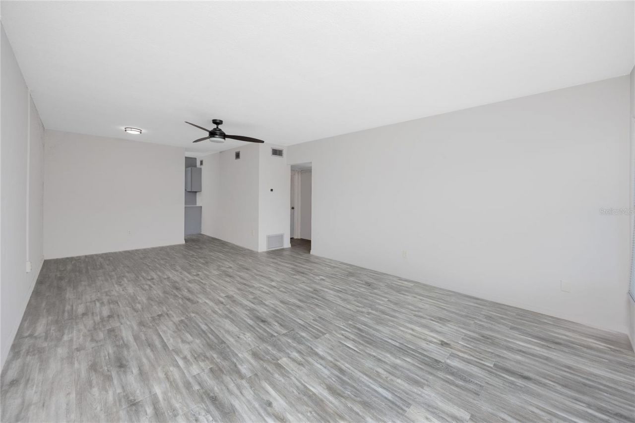 4152 55th Way N, Unit 1028, Kenneth City, FL 33709 Photo