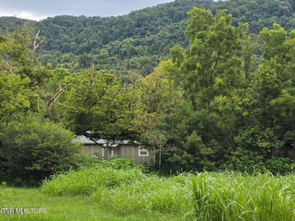 6835 Mulberry Gap Road, Tazewell, TN 37879