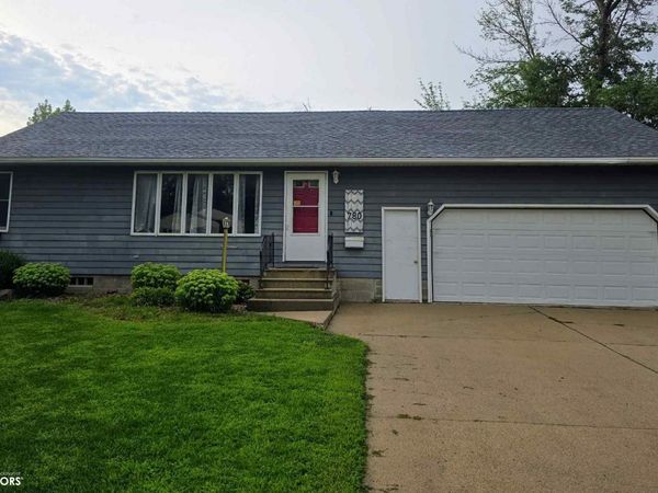 780 W 5th Street, Garner, IA 50438