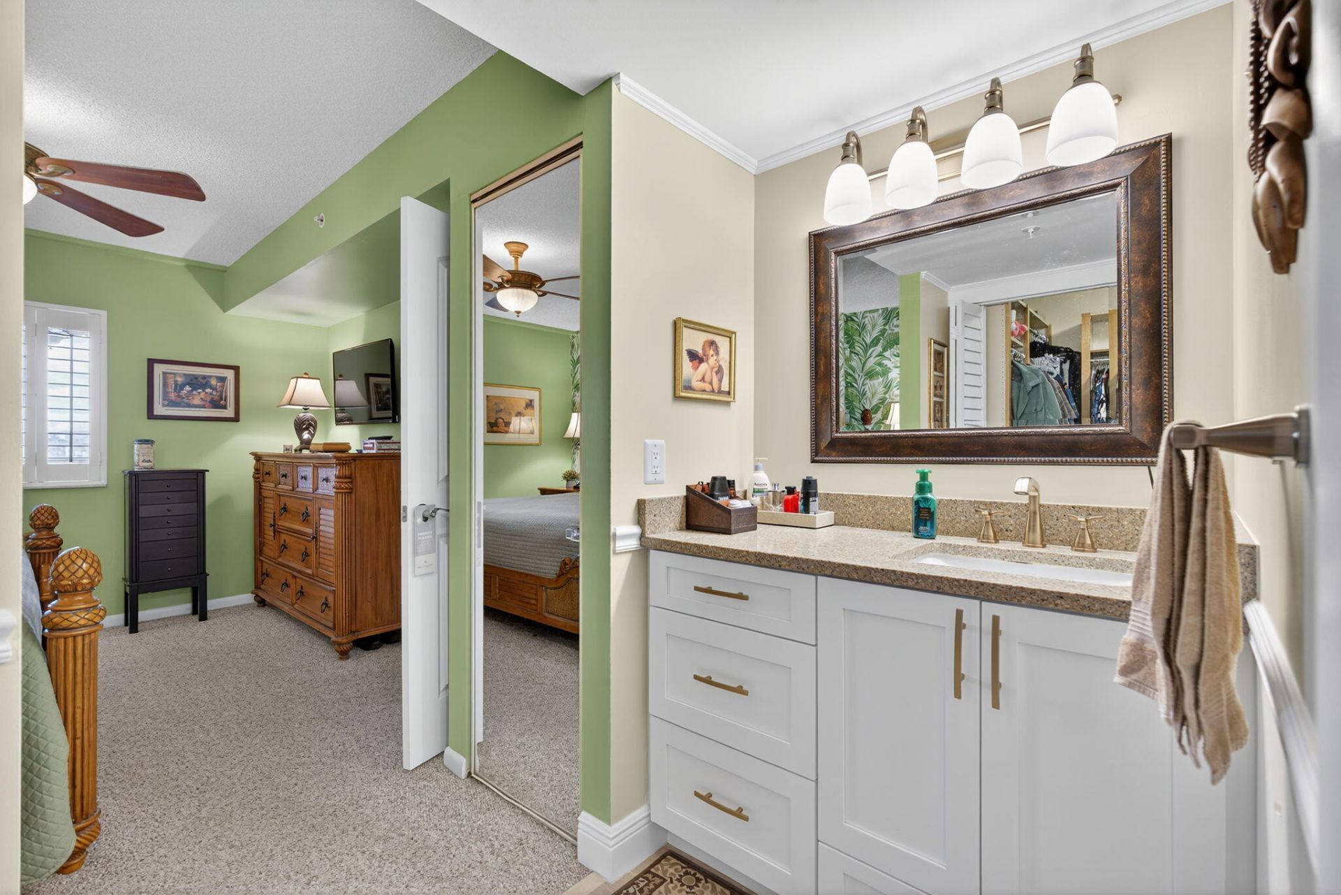 601 Seafarer Circle, Unit 201, Jupiter, FL 33477 Photo