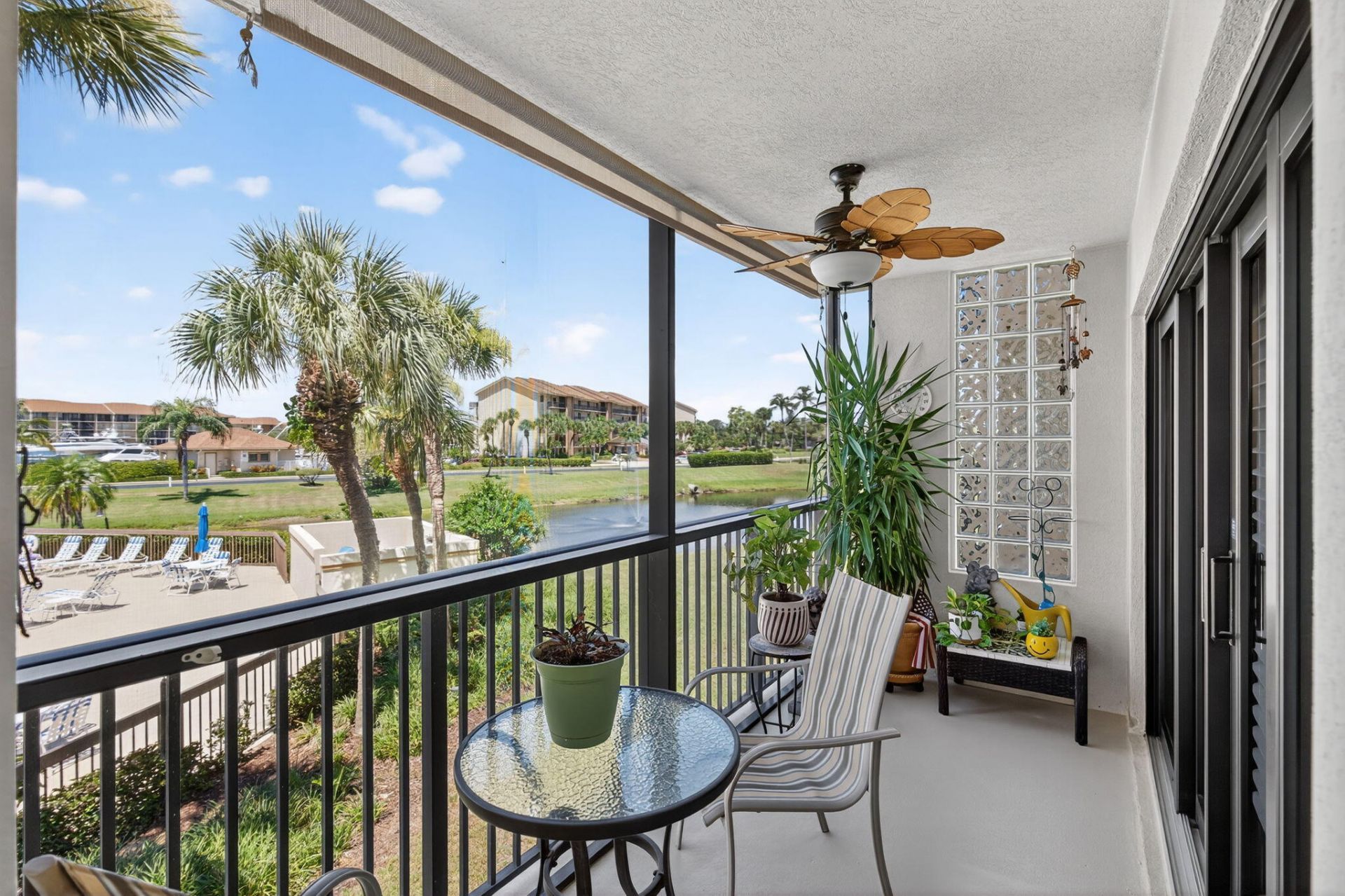 601 Seafarer Circle, Unit 201, Jupiter, FL 33477 Photo