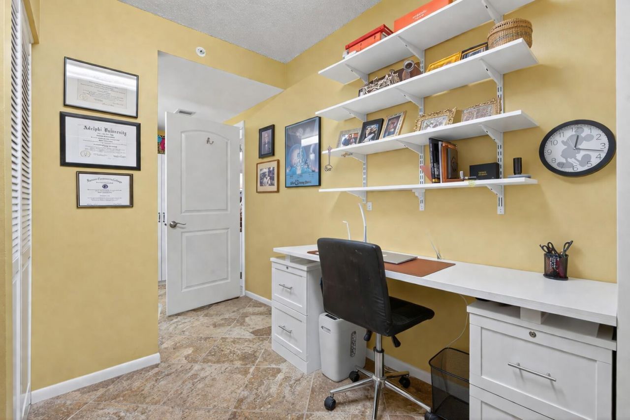 601 Seafarer Circle, Unit 201, Jupiter, FL 33477 Photo