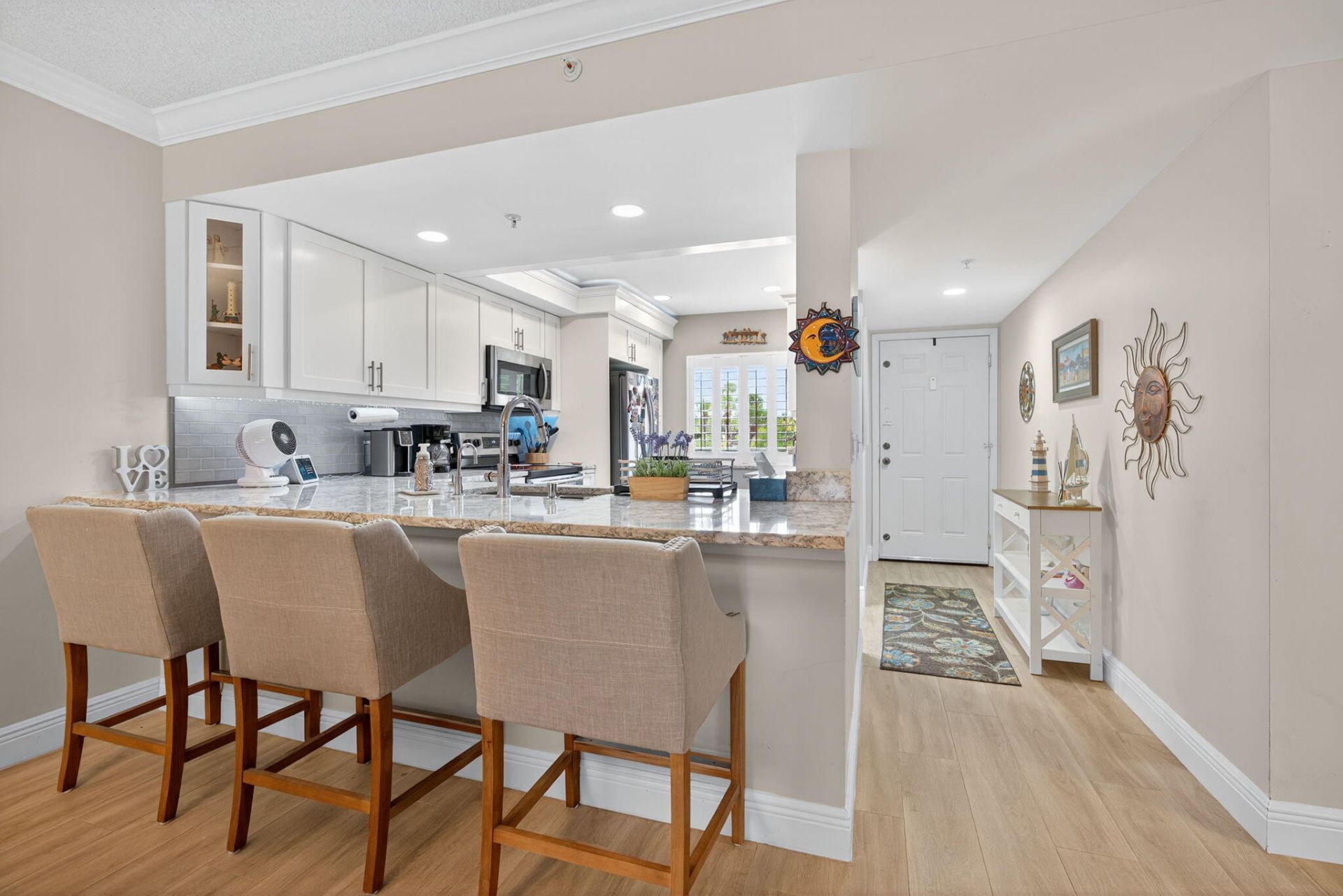 601 Seafarer Circle, Unit 201, Jupiter, FL 33477 Photo