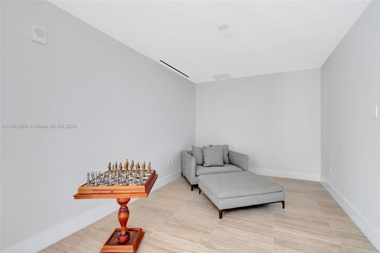 525 N Fort Lauderdale Beach Blvd, Unit 802, Fort Lauderdale, FL 33304 Photo