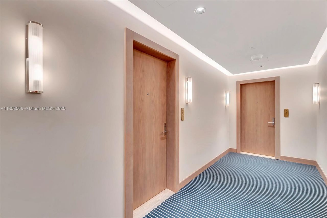 525 N Fort Lauderdale Beach Blvd, Unit 802, Fort Lauderdale, FL 33304 Photo