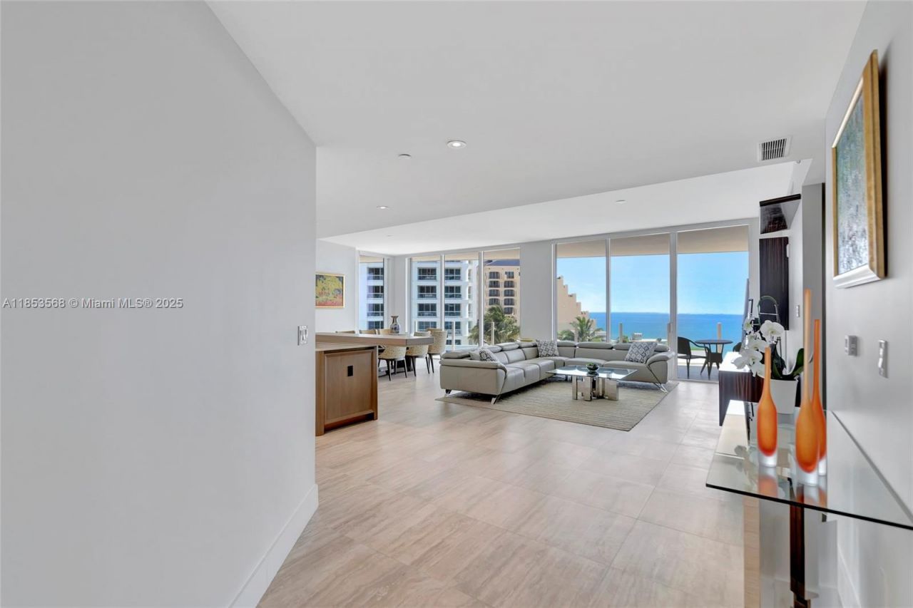 525 N Fort Lauderdale Beach Blvd, Unit 802, Fort Lauderdale, FL 33304 Photo