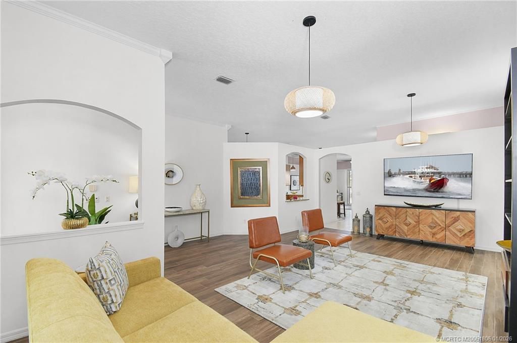 566 NW Lambrusco Drive, Port Saint Lucie, FL 34986 Photo