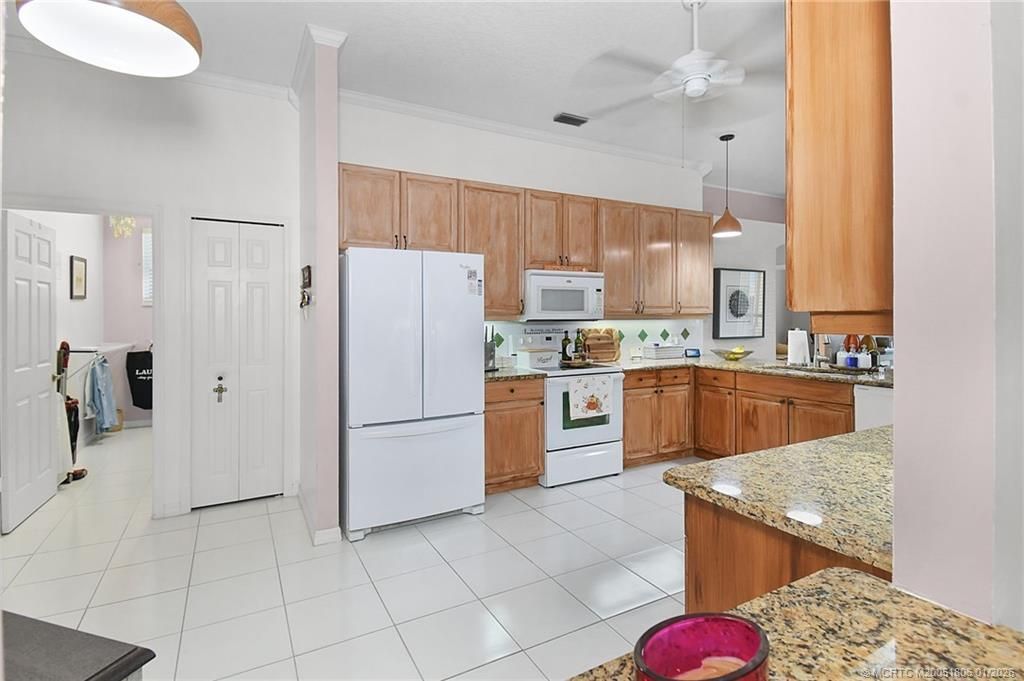 566 NW Lambrusco Drive, Port Saint Lucie, FL 34986 Photo