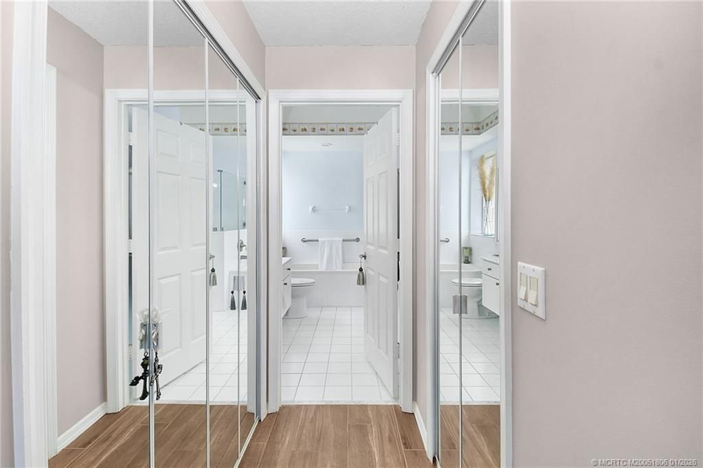 566 NW Lambrusco Drive, Port Saint Lucie, FL 34986 Photo