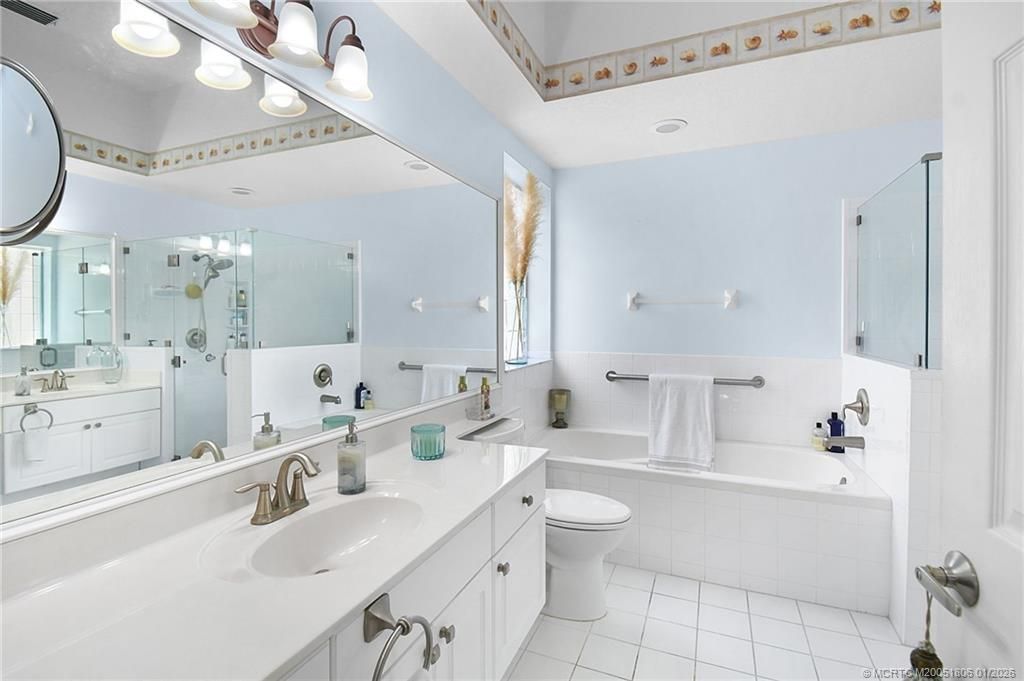 566 NW Lambrusco Drive, Port Saint Lucie, FL 34986 Photo