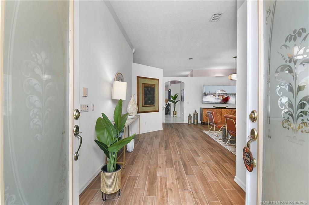 566 NW Lambrusco Drive, Port Saint Lucie, FL 34986 Photo