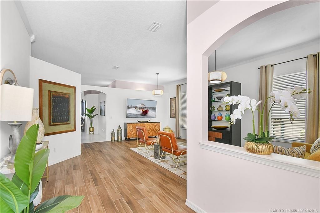 566 NW Lambrusco Drive, Port Saint Lucie, FL 34986 Photo