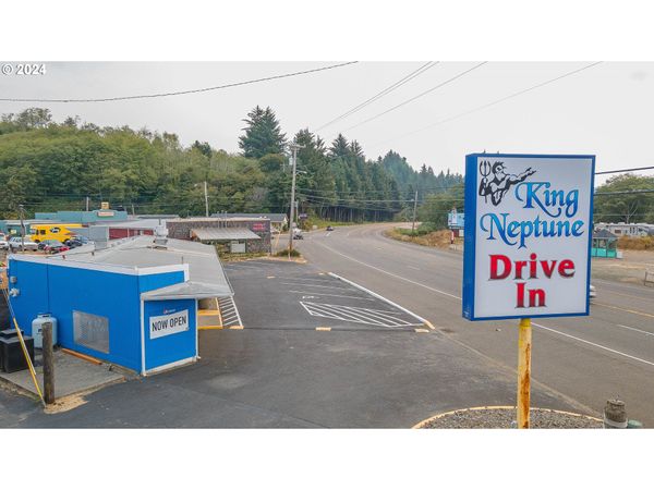 75310 US HIGHWAY 101, Winchester Bay, OR 97467