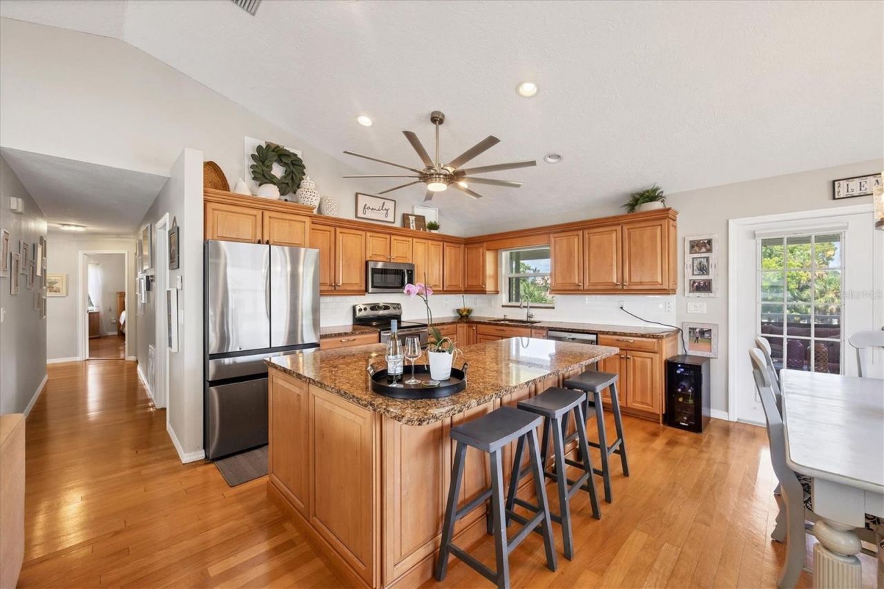 1408 43rd Avenue Drive W, Palmetto, FL 34221 Photo