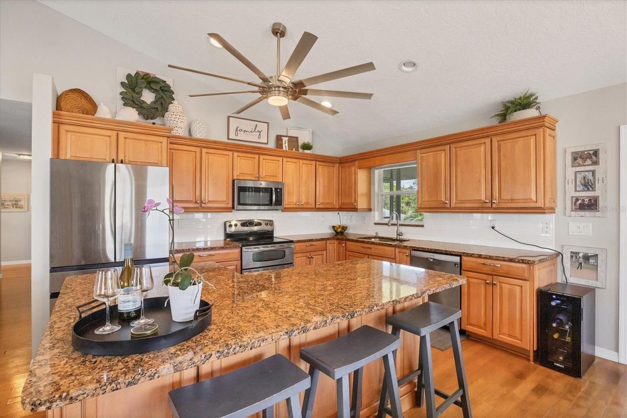 1408 43rd Avenue Drive W, Palmetto, FL 34221 Photo