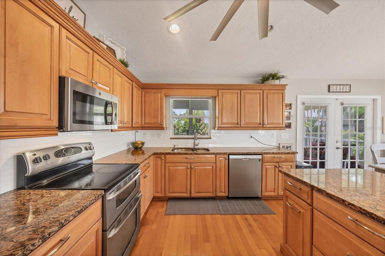 1408 43rd Avenue Drive W, Palmetto, FL 34221 Photo