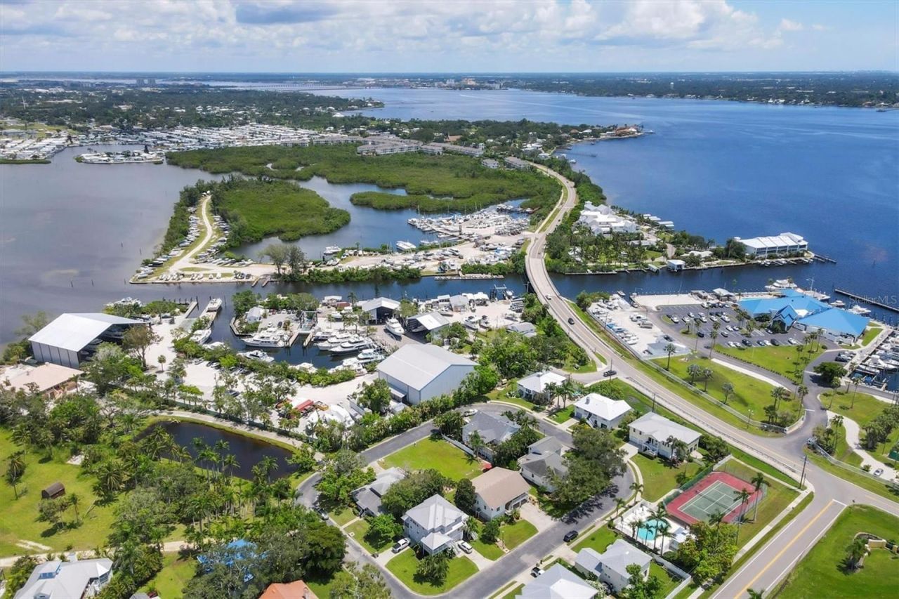 1408 43rd Avenue Drive W, Palmetto, FL 34221 Photo