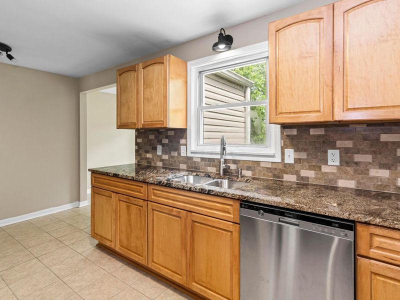 5542 Emerson Avenue, Worthington, OH 43085 Photo 6