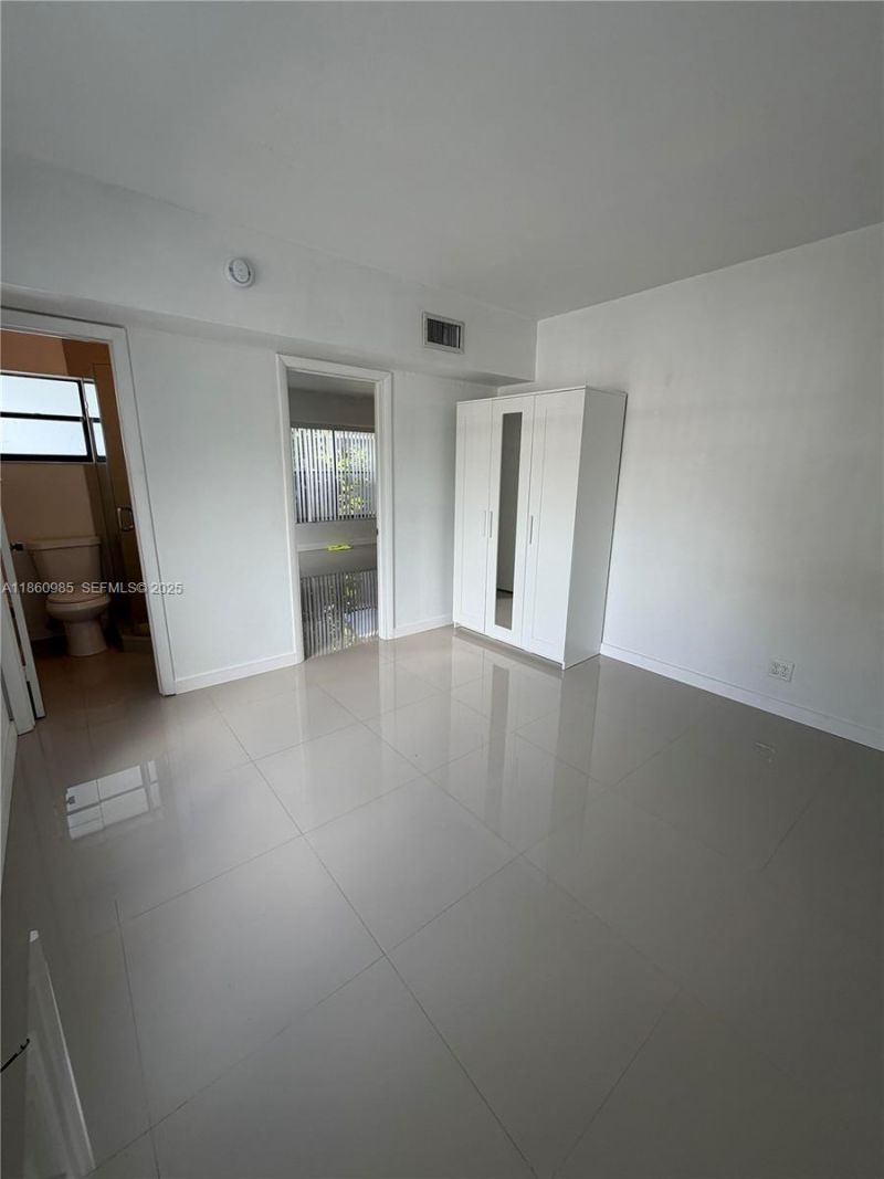 2800 S University Dr, Unit 2A, Davie, FL 33328 Photo