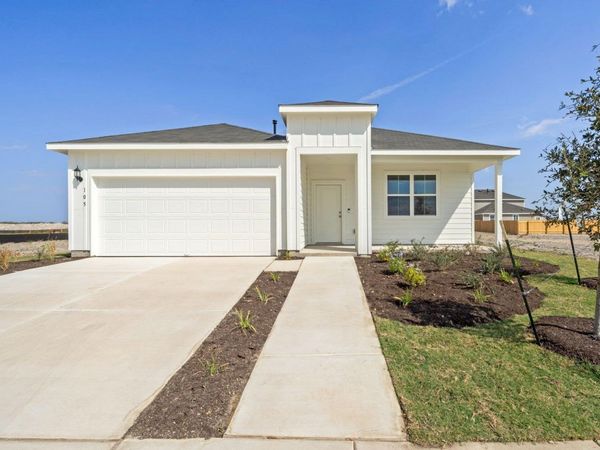 105 Lindheimer LN, San Marcos, TX 78666