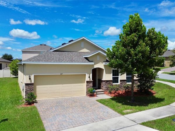 207 PETOSKY ROAD, GROVELAND, FL 34736