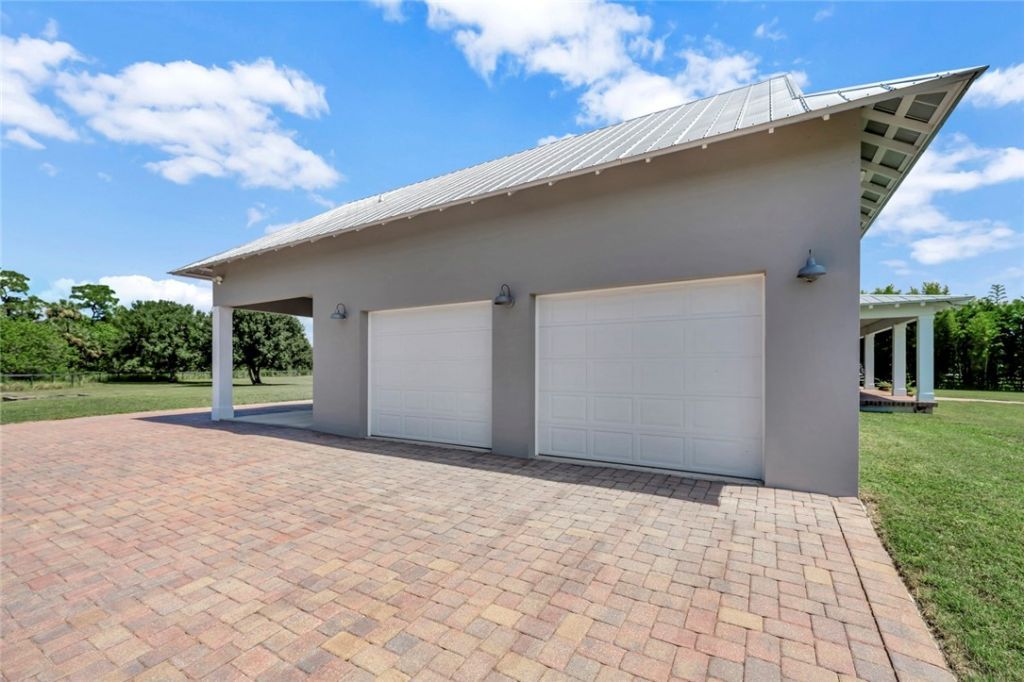 7350 Andrews Place Sw, Vero Beach, FL 32968 Photo