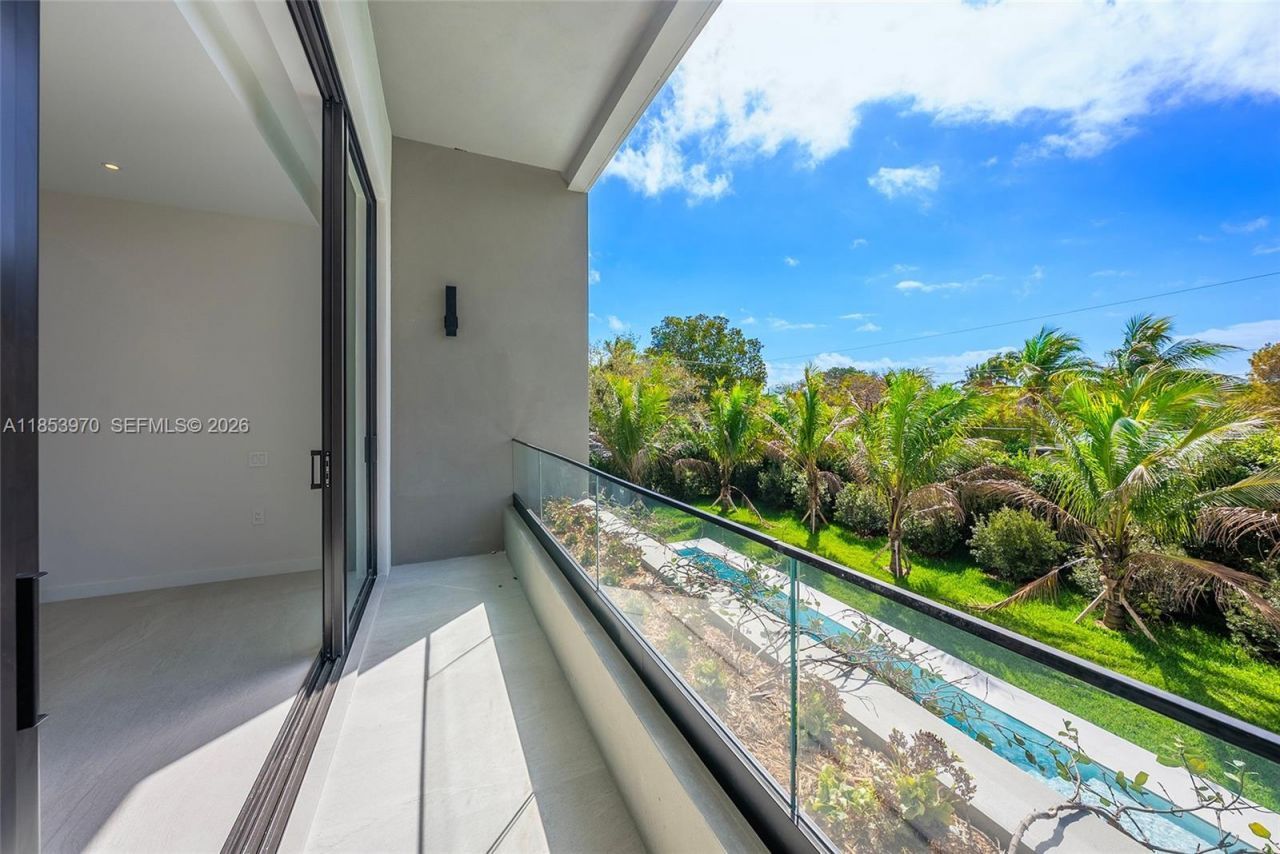 7400 SW 127th St, Pinecrest, FL 33156 Photo