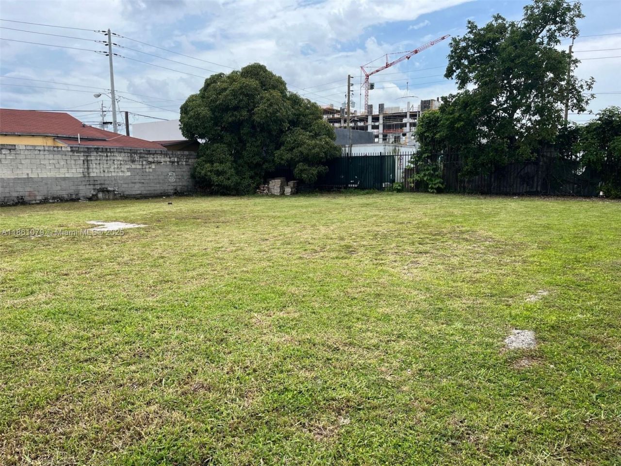 2410 NW 7th Ct, Miami, FL 33127 Photo