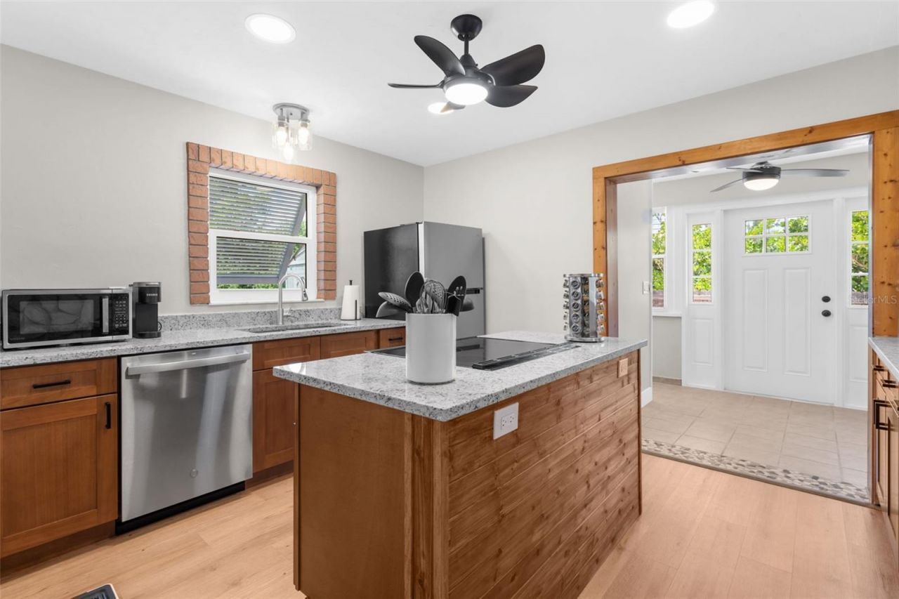 219 Darst Avenue, Punta Gorda, FL 33950 Photo