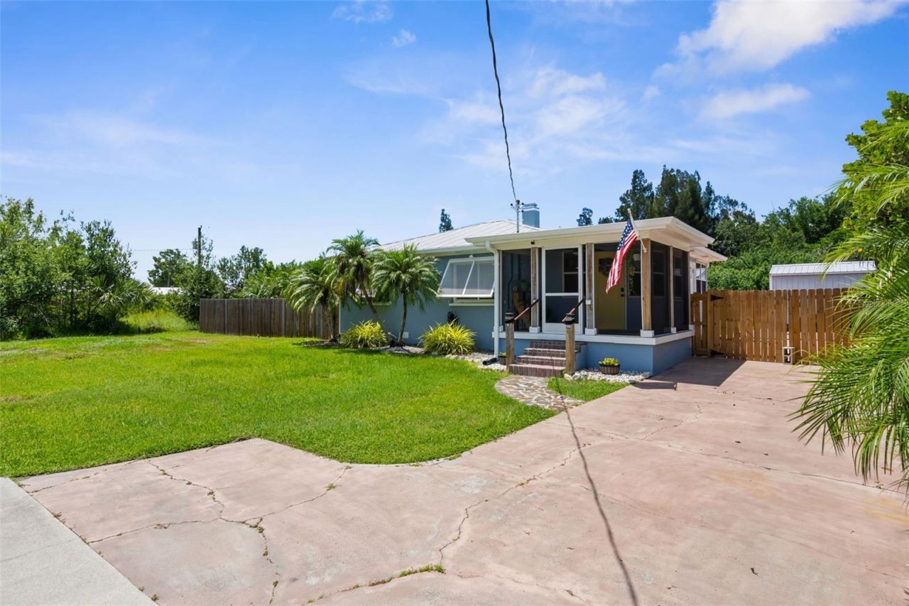 219 Darst Avenue, Punta Gorda, FL 33950 Photo
