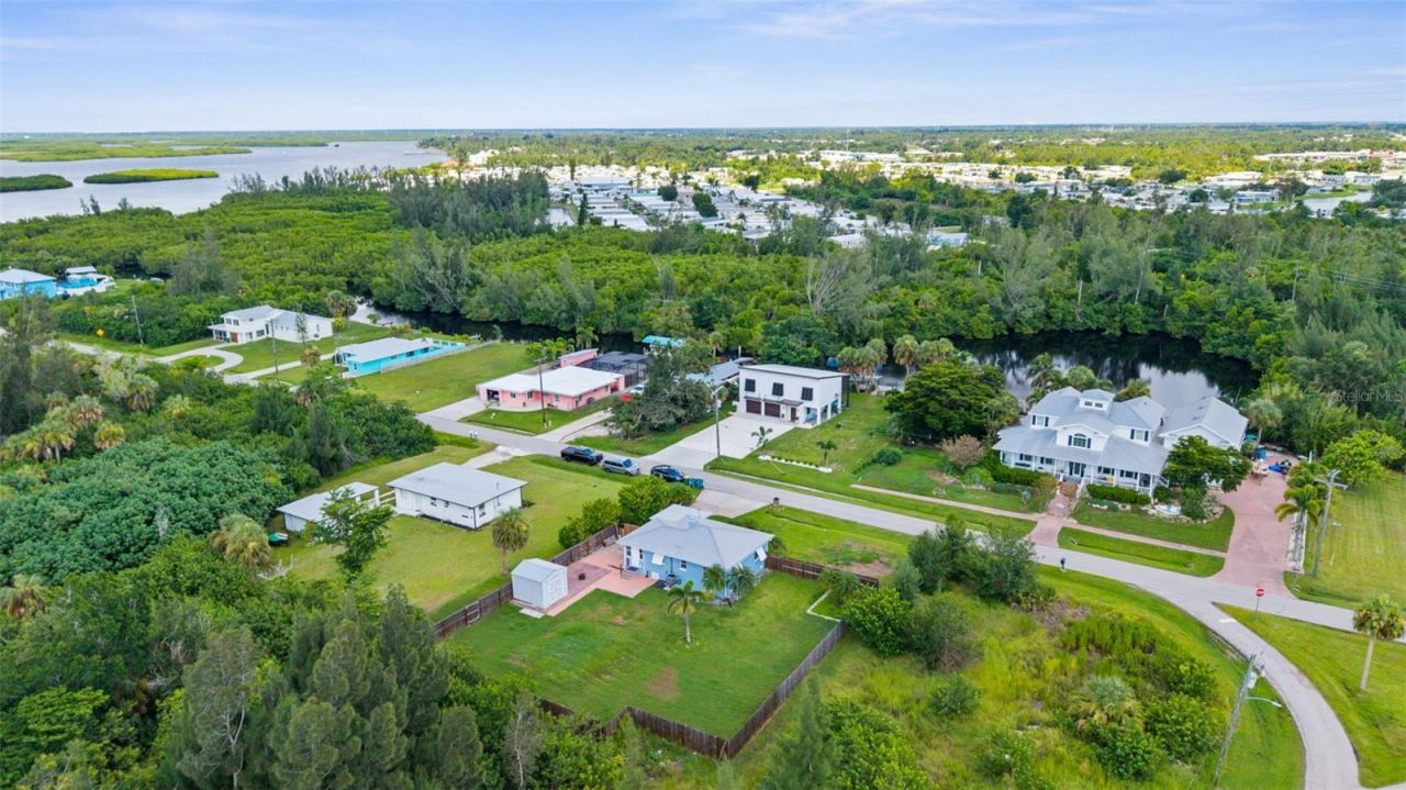 219 Darst Avenue, Punta Gorda, FL 33950 Photo