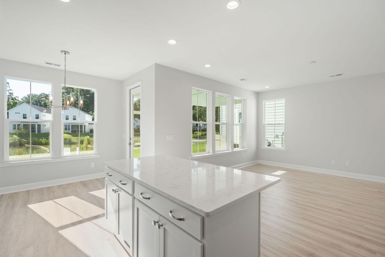 160 Claret Cup Way Photo 8