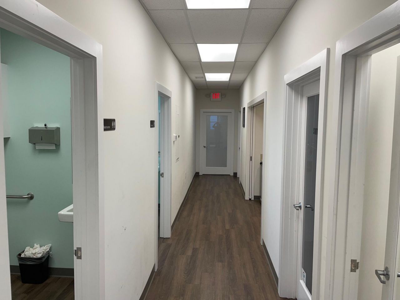 1801 Reynolds Avenue  Photo 5