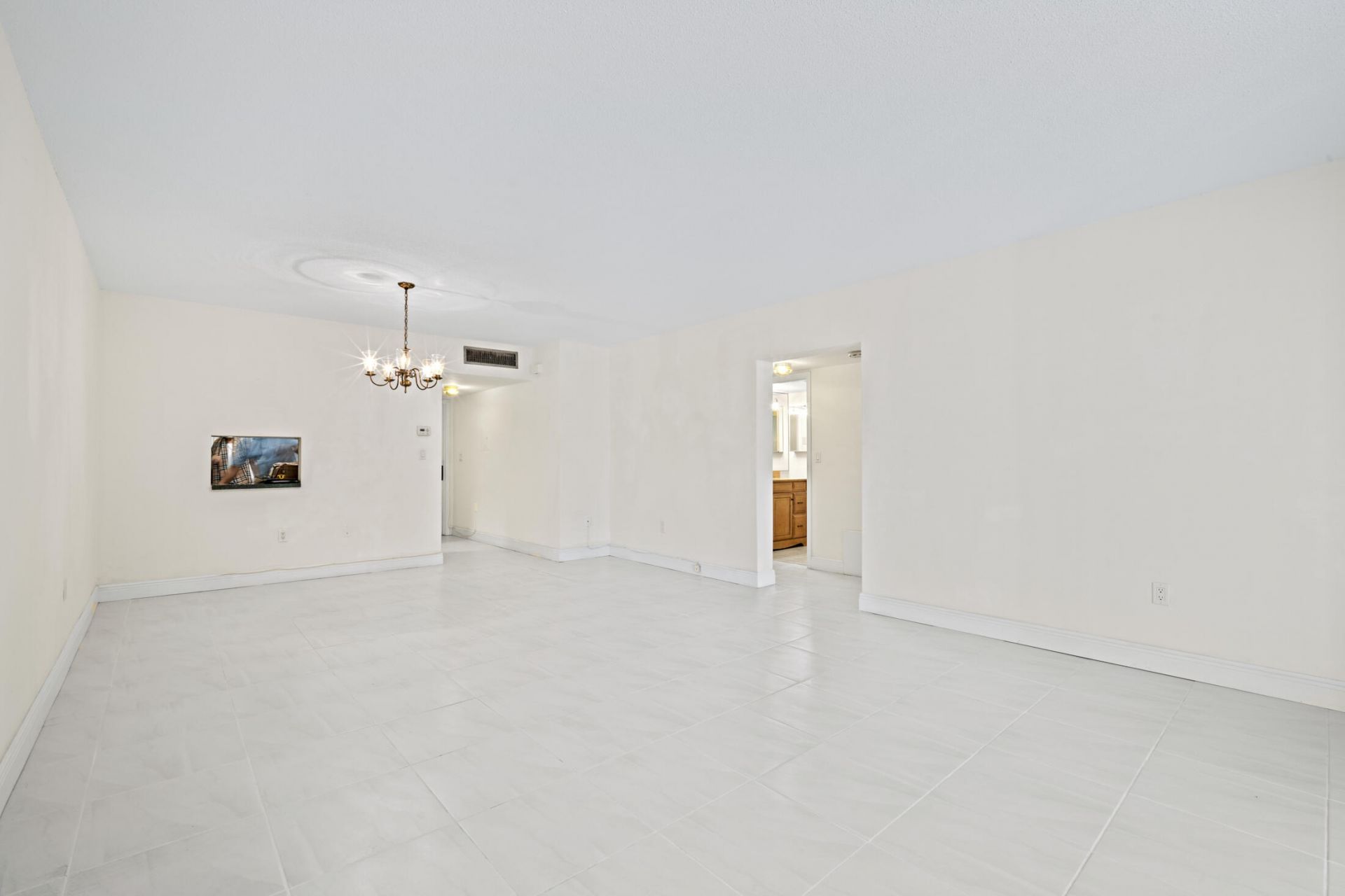 200 E Royal Palm Road, Unit 2110, Boca Raton, FL 33432 Photo