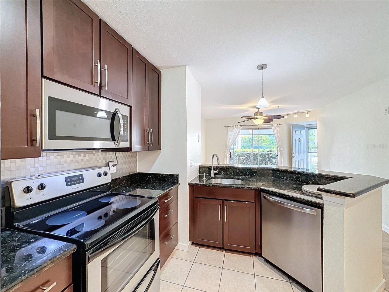 850 S Tamiami Trail, Unit 402, Sarasota, FL 34236 Photo