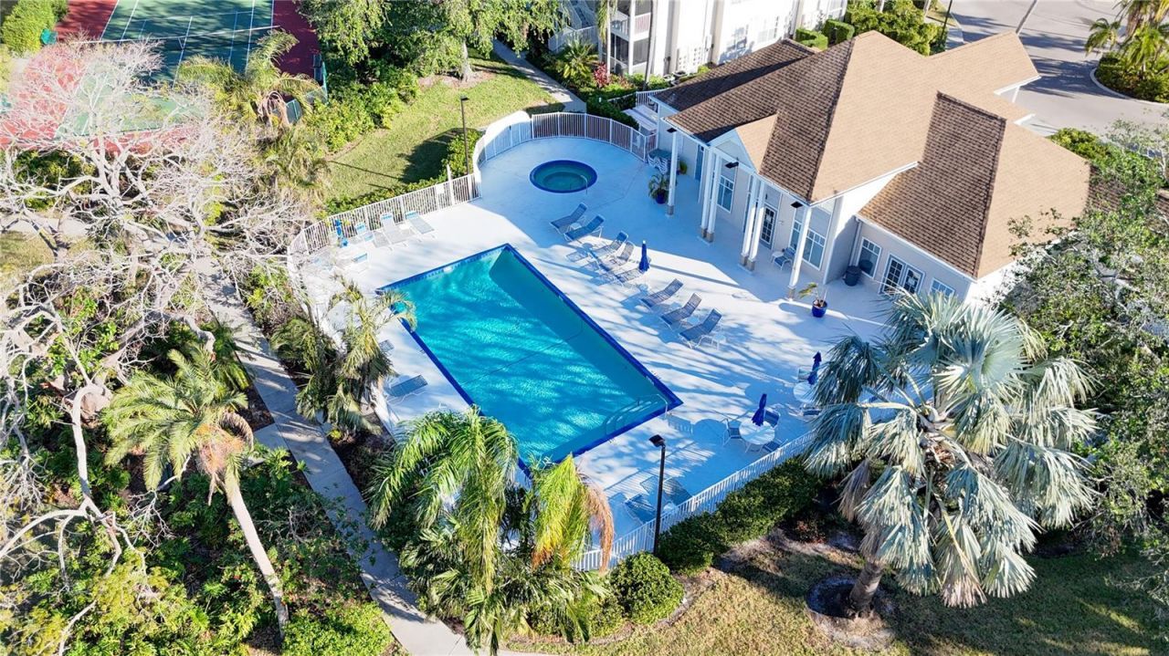 850 S Tamiami Trail, Unit 402, Sarasota, FL 34236 Photo