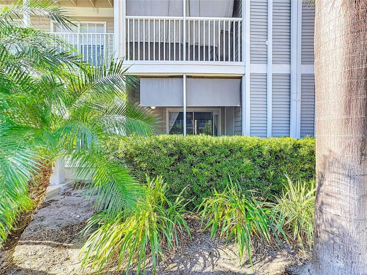 850 S Tamiami Trail, Unit 402, Sarasota, FL 34236 Photo