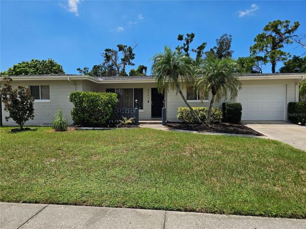 6442 COLONIAL DRIVE, SARASOTA, FL 34231