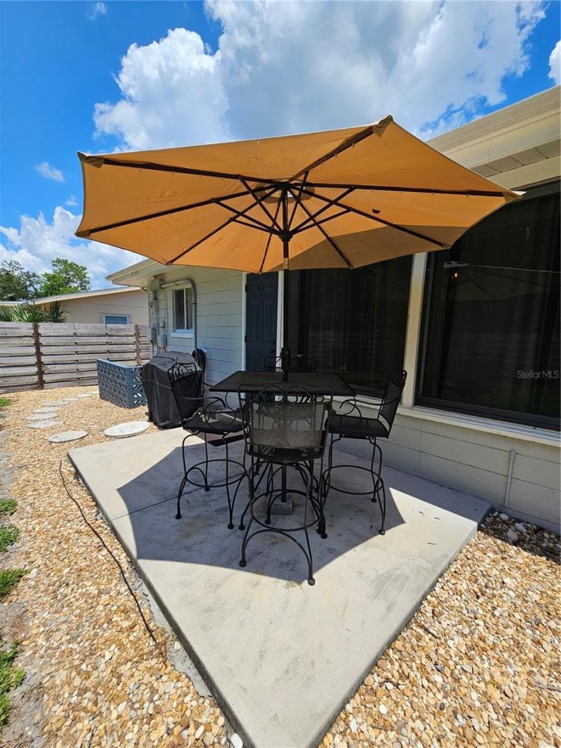 6442 Colonial Drive, Sarasota, FL 34231 Photo
