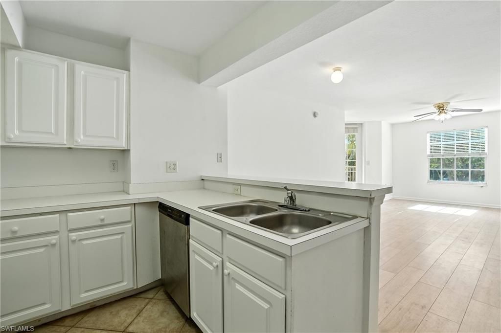 4127 Residence Dr, Unit 411, Fort Myers, FL 33901 Photo