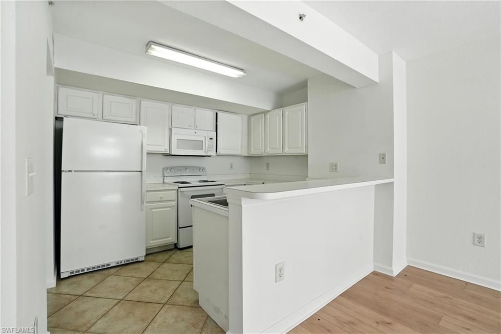 4127 Residence Dr, Unit 411, Fort Myers, FL 33901 Photo