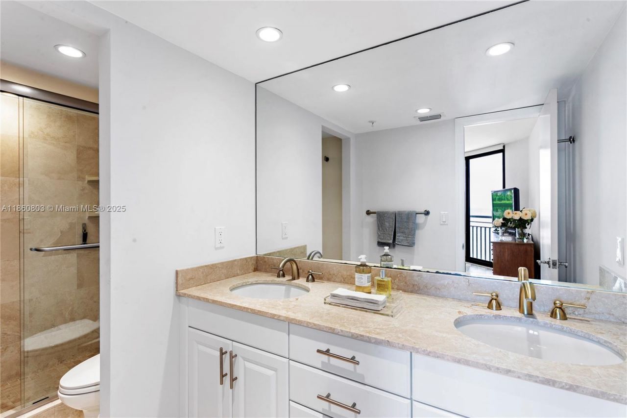 3000 N Ocean Dr, Unit 20A, Riviera Beach, FL 33404 Photo