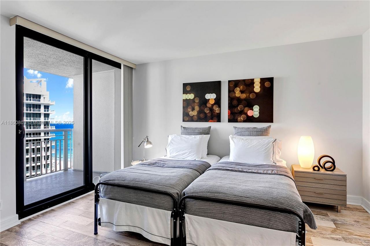 3000 N Ocean Dr, Unit 20A, Riviera Beach, FL 33404 Photo