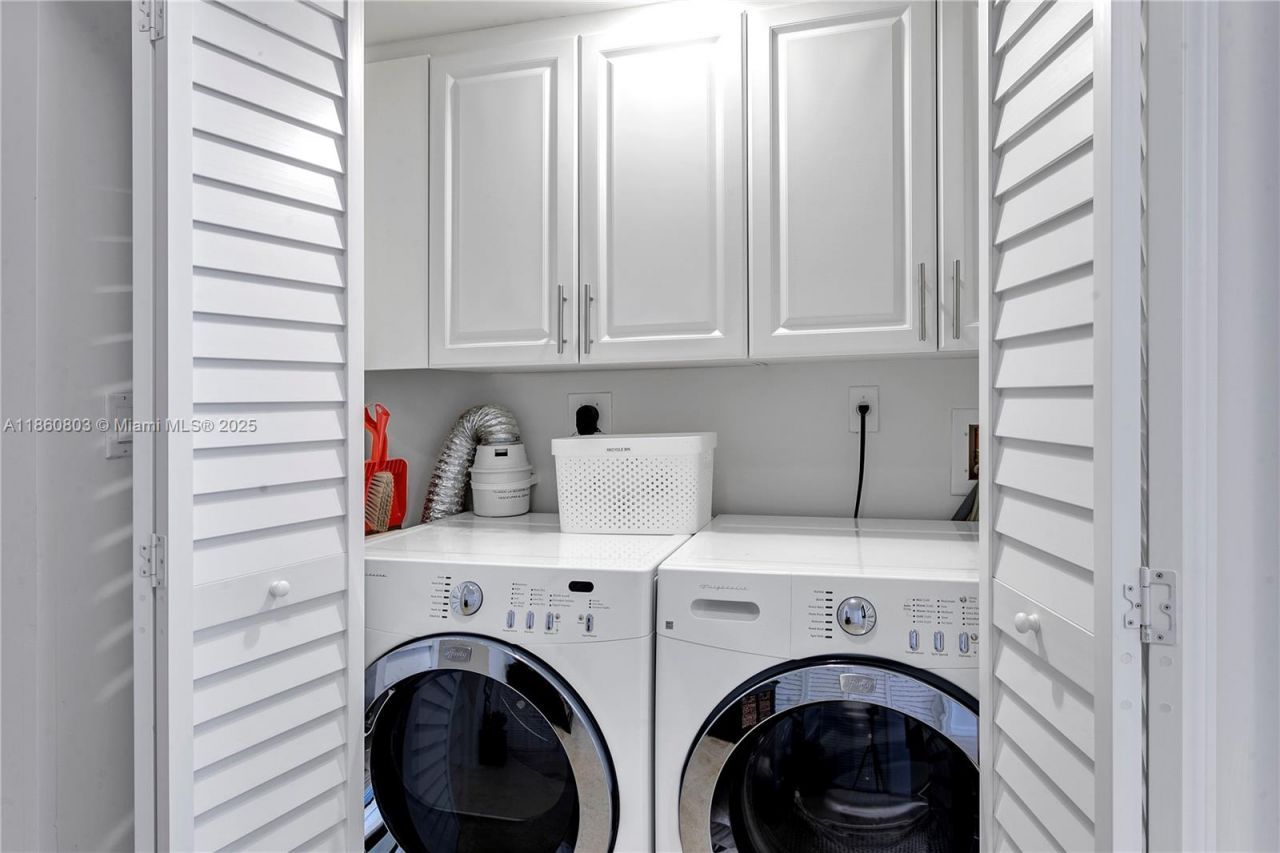 3000 N Ocean Dr, Unit 20A, Riviera Beach, FL 33404 Photo