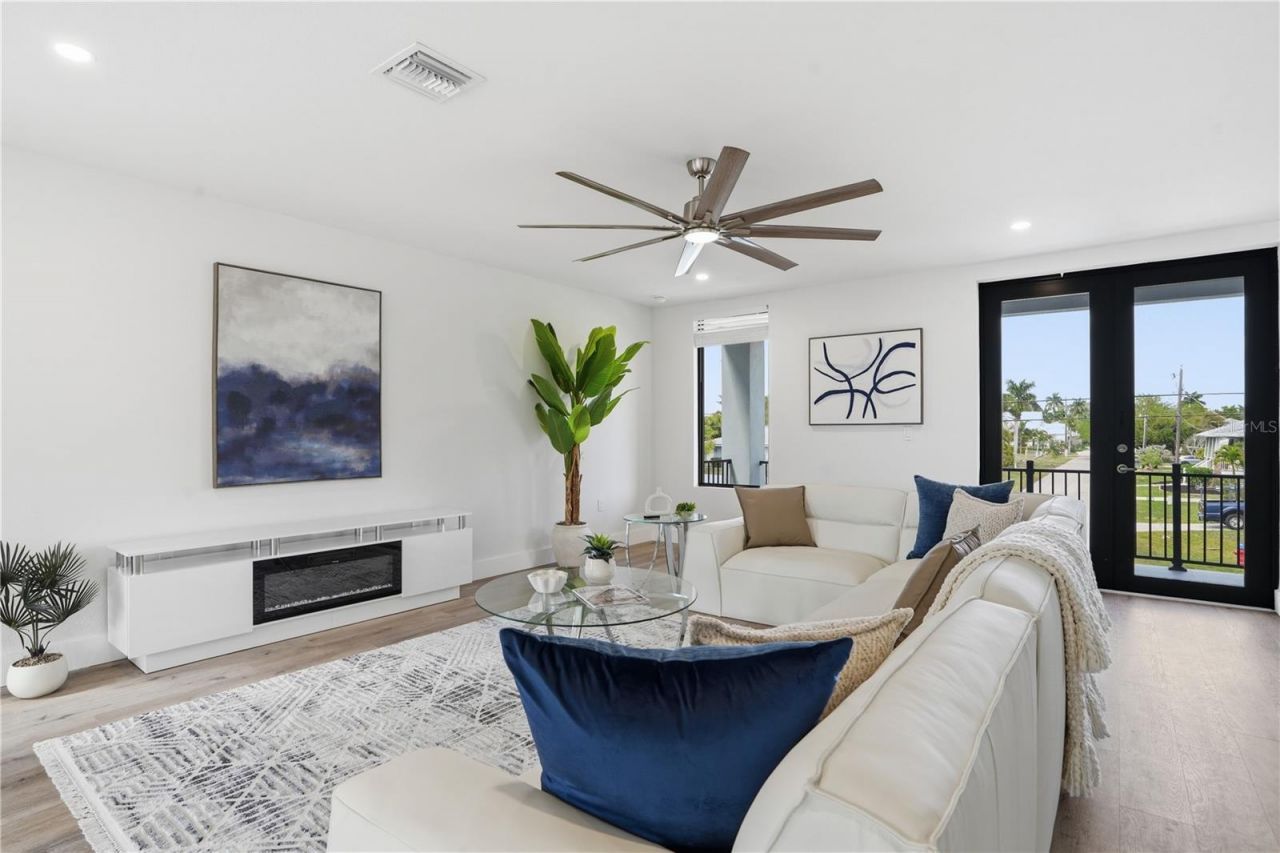 217 Shreve Street, Punta Gorda, FL 33950 Photo